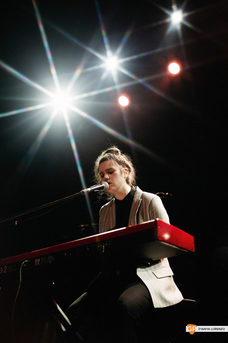 LUZ supporting Dean Lewis at Vicar St, Dublin. Photographed by Zyanya Lorenzo.