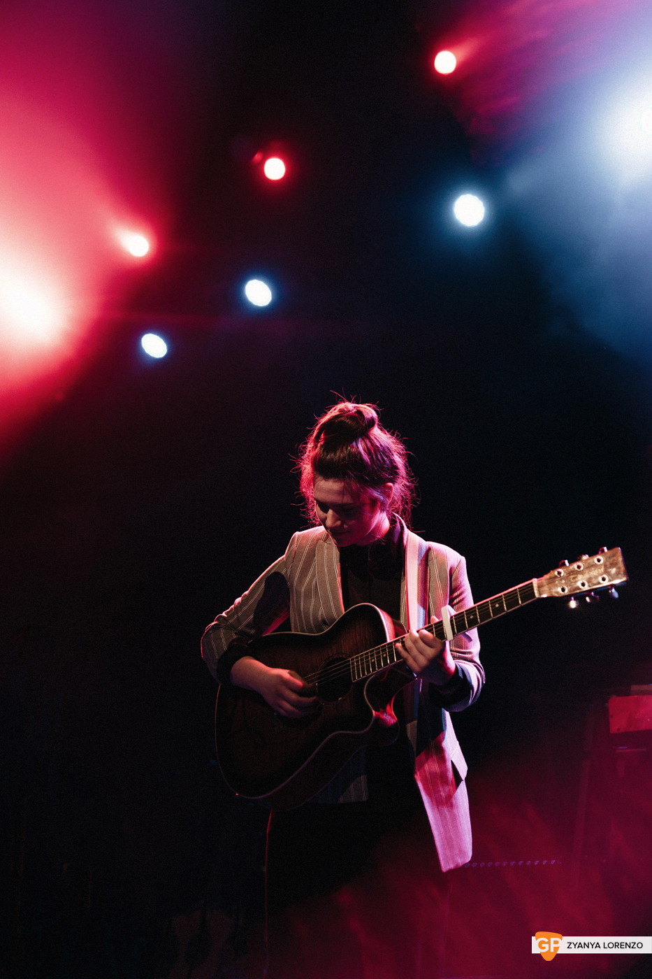 LUZ supporting Dean Lewis at Vicar St, Dublin. Photographed by Zyanya Lorenzo.