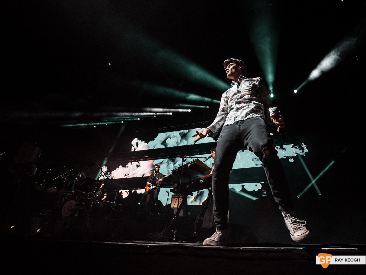 Walking On Cars at The 3Arena Live Review