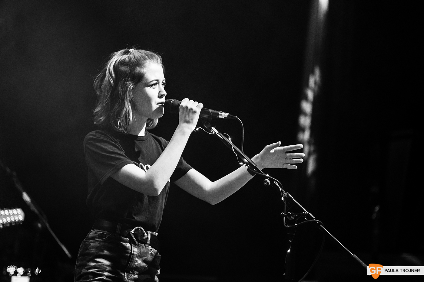 maisie peters, button factory, 07-05-2019 (4)