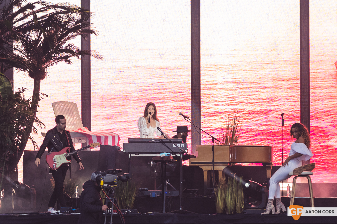 Lana Del Rey at Malahide Castle by Aaron Corr (22-Jun-19)-5917