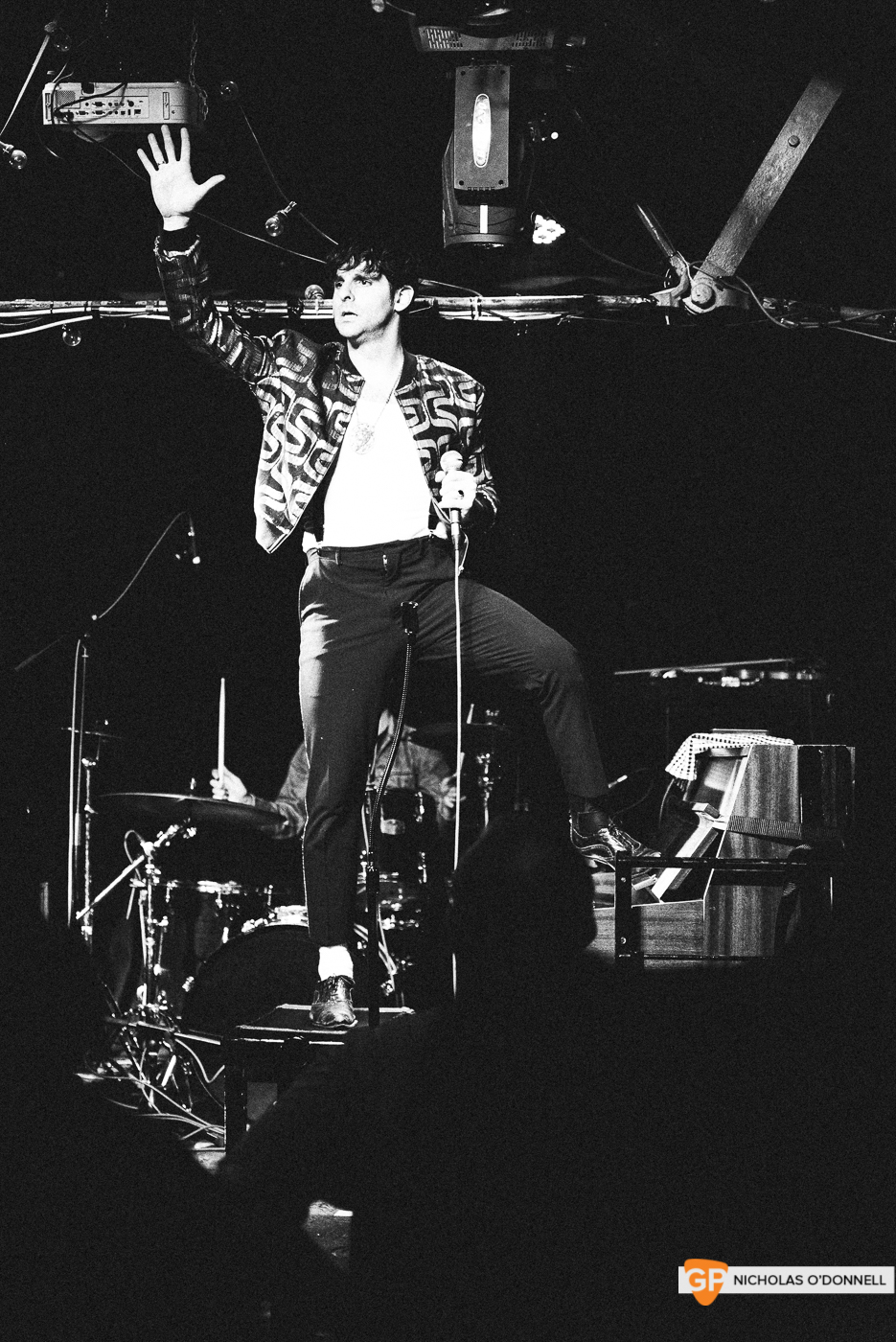 Low Cut Connie performing in The Grand Social. Photography by Nicholas O’Donnell. (10 of 27)