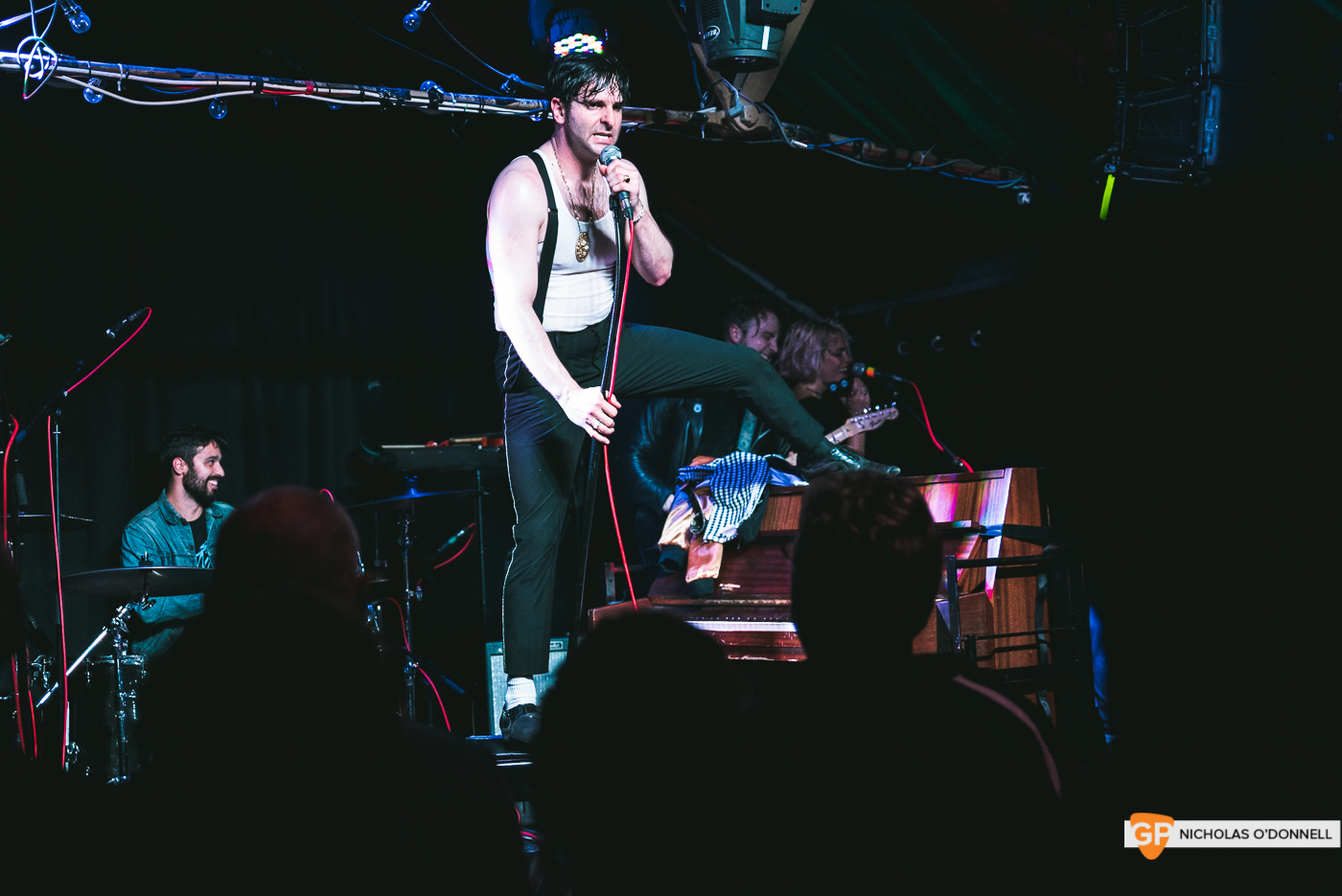 Low Cut Connie performing in The Grand Social. Photography by Nicholas O’Donnell. (25 of 27)