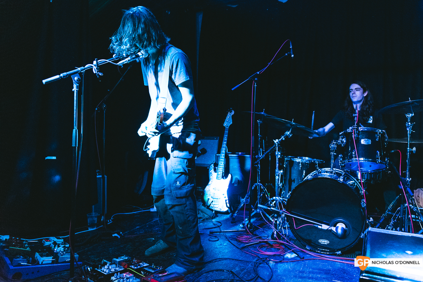Support 1- Callous Crows supporting Low Cut Connie in The Grand Social. Photographs by Nicholas O’Donnell. (3 of 5)