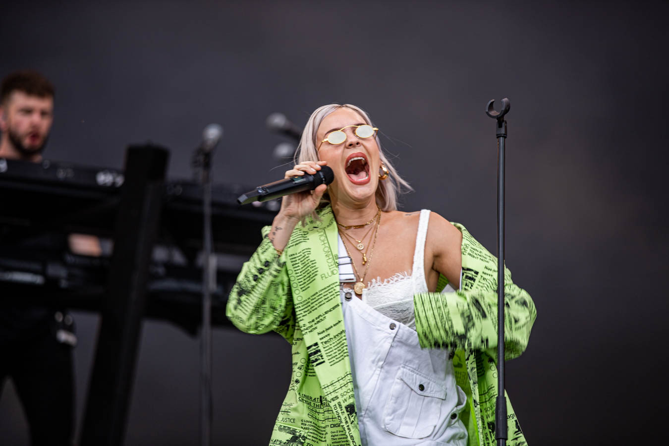 Longitude2019