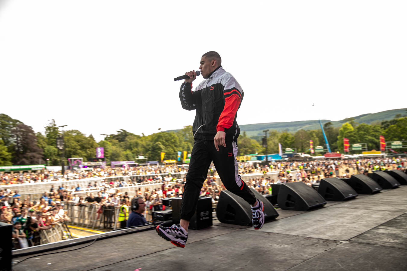 Longitude2019