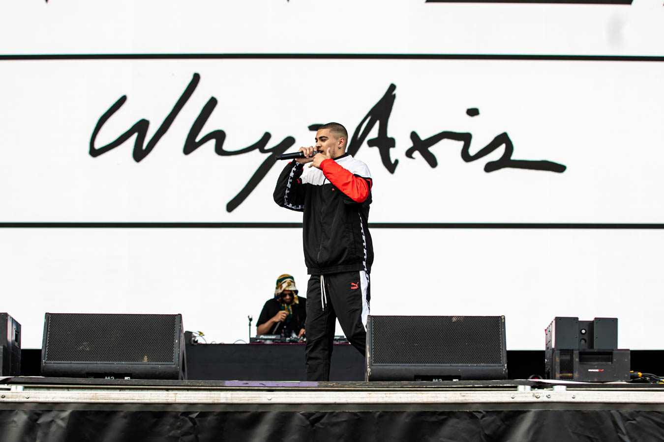 Longitude2019