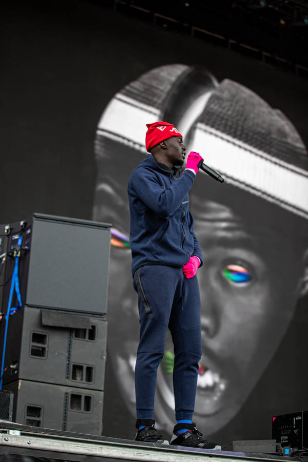 Longitude2019