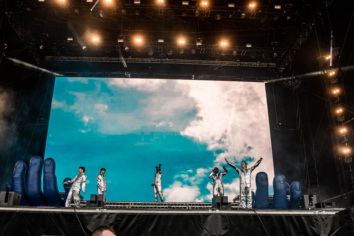 Longitude2019