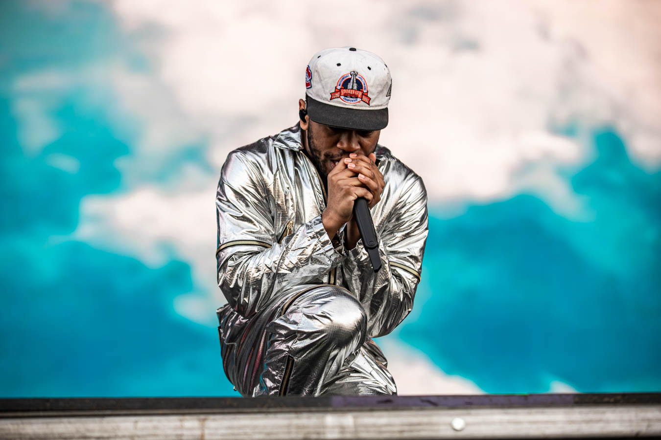 Longitude2019