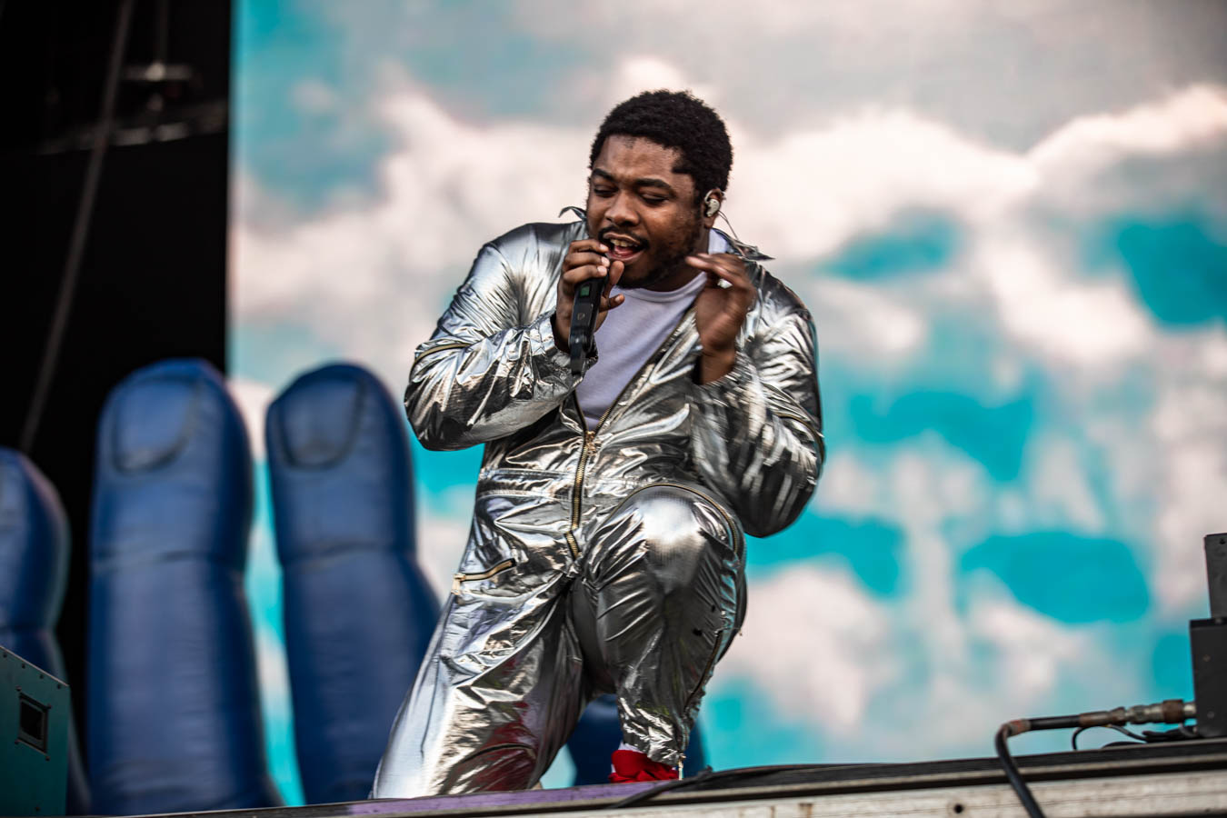 Longitude2019
