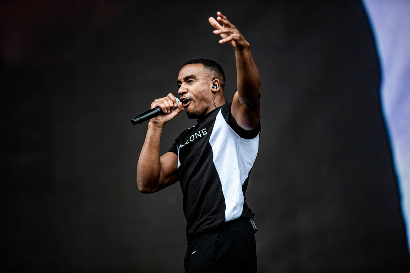 Longitude2019