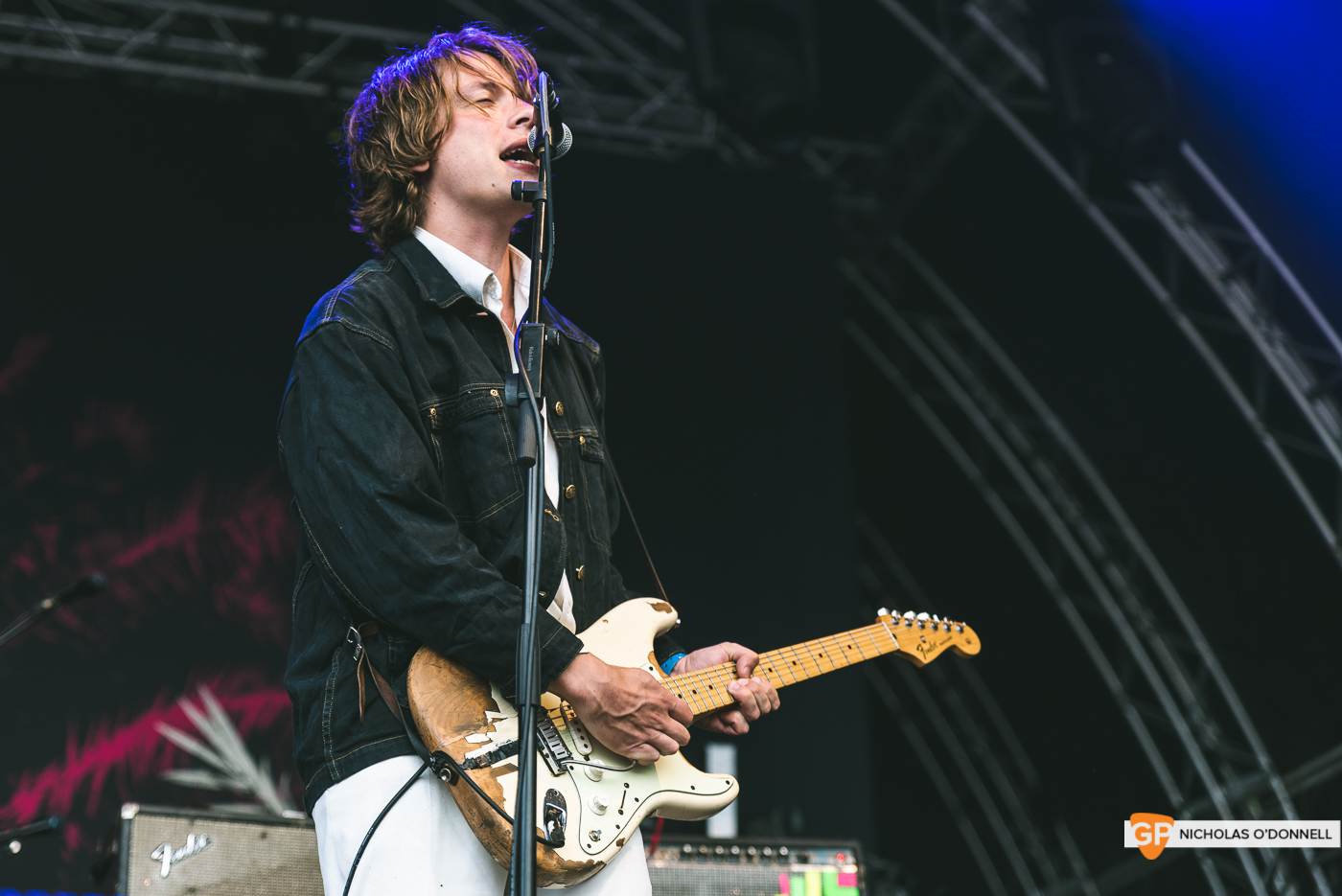 Support 1- Yak supporting Foals at the Summer Series held in Trinity College. Photographs by Nicholas O’Donnell. (4 of 9)