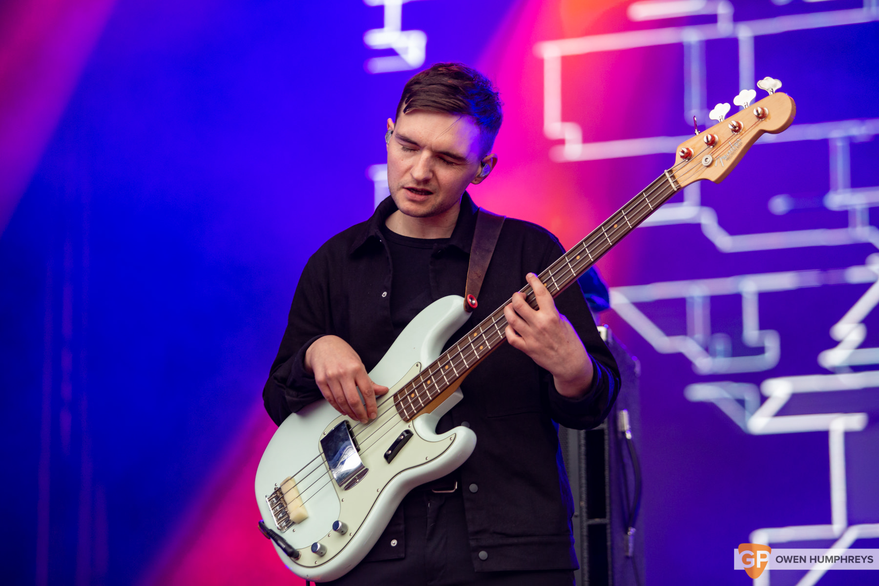Villagers at Iveagh Gardens. Photo by Owen Humphreys. www.owen.ie
