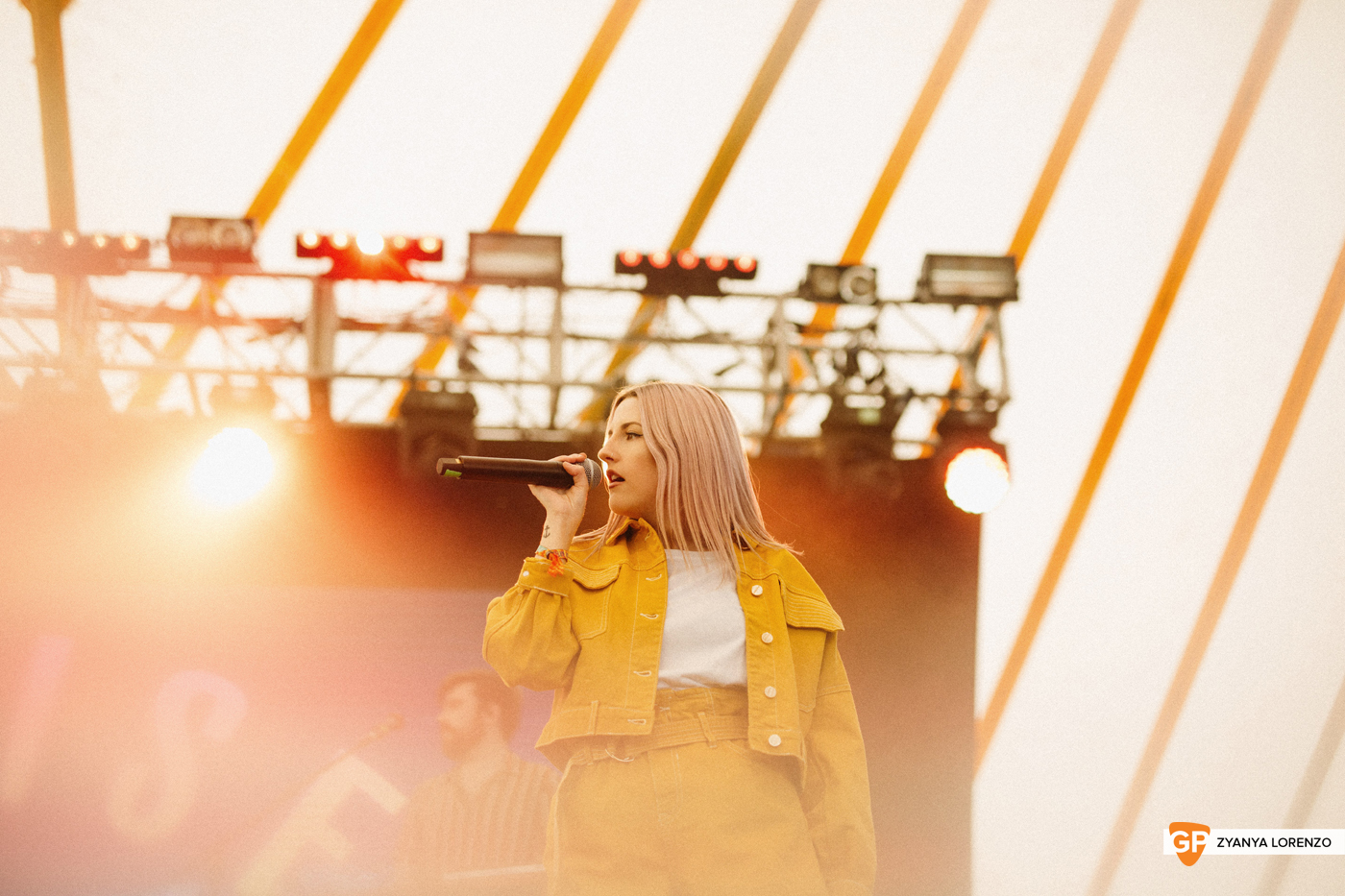 Laoise live at Independence, Cork. Photographed by Zyanya Lorenzo.