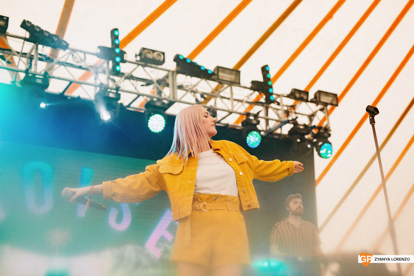 Laoise live at Independence, Cork. Photographed by Zyanya Lorenzo.