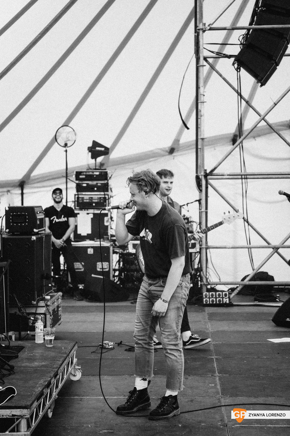 Only The Poets live at Independence, Cork. Photographed by Zyanya Lorenzo.