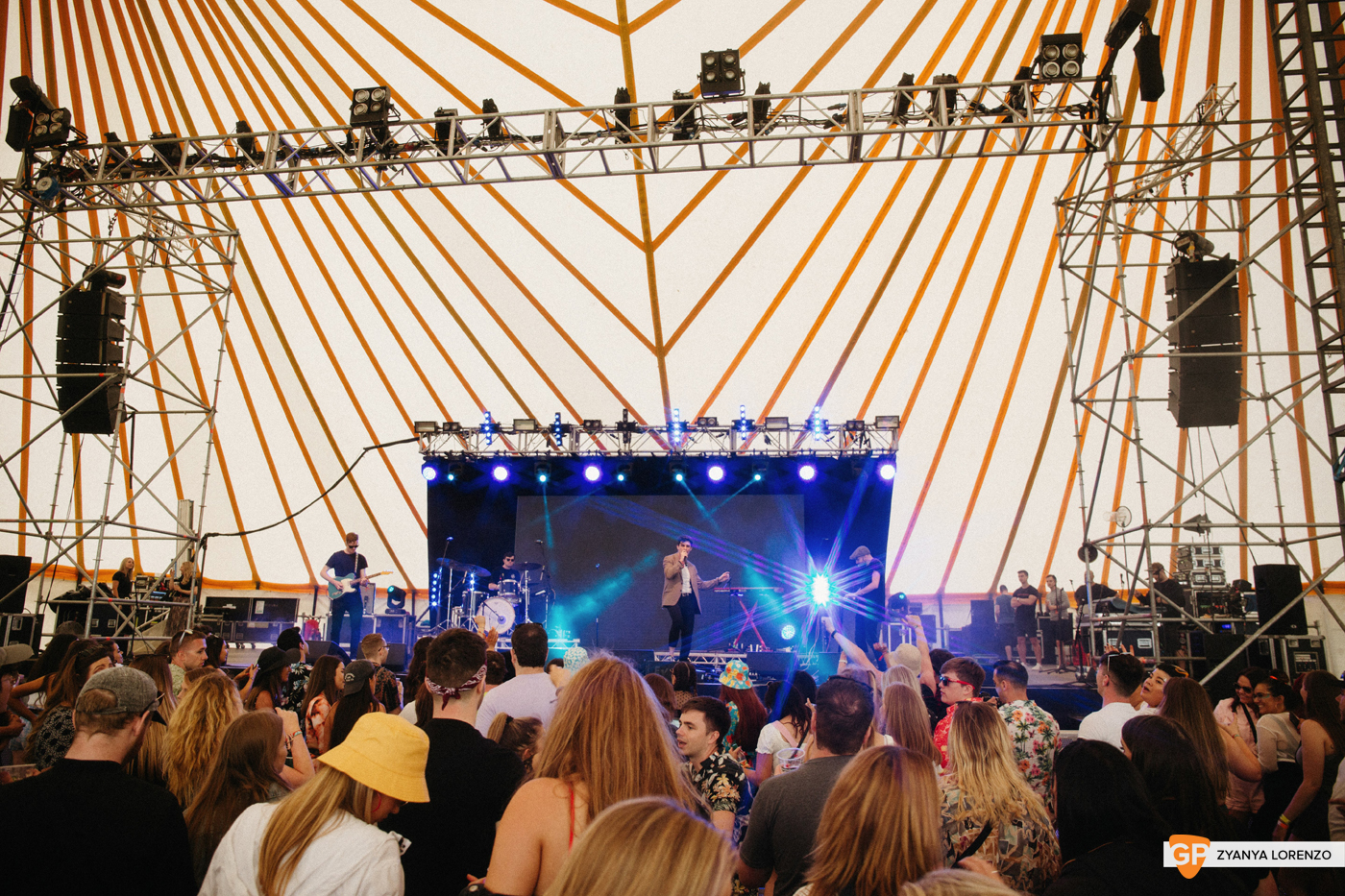 Tim Chadwick live at Independence, Cork. Photographed by Zyanya Lorenzo.