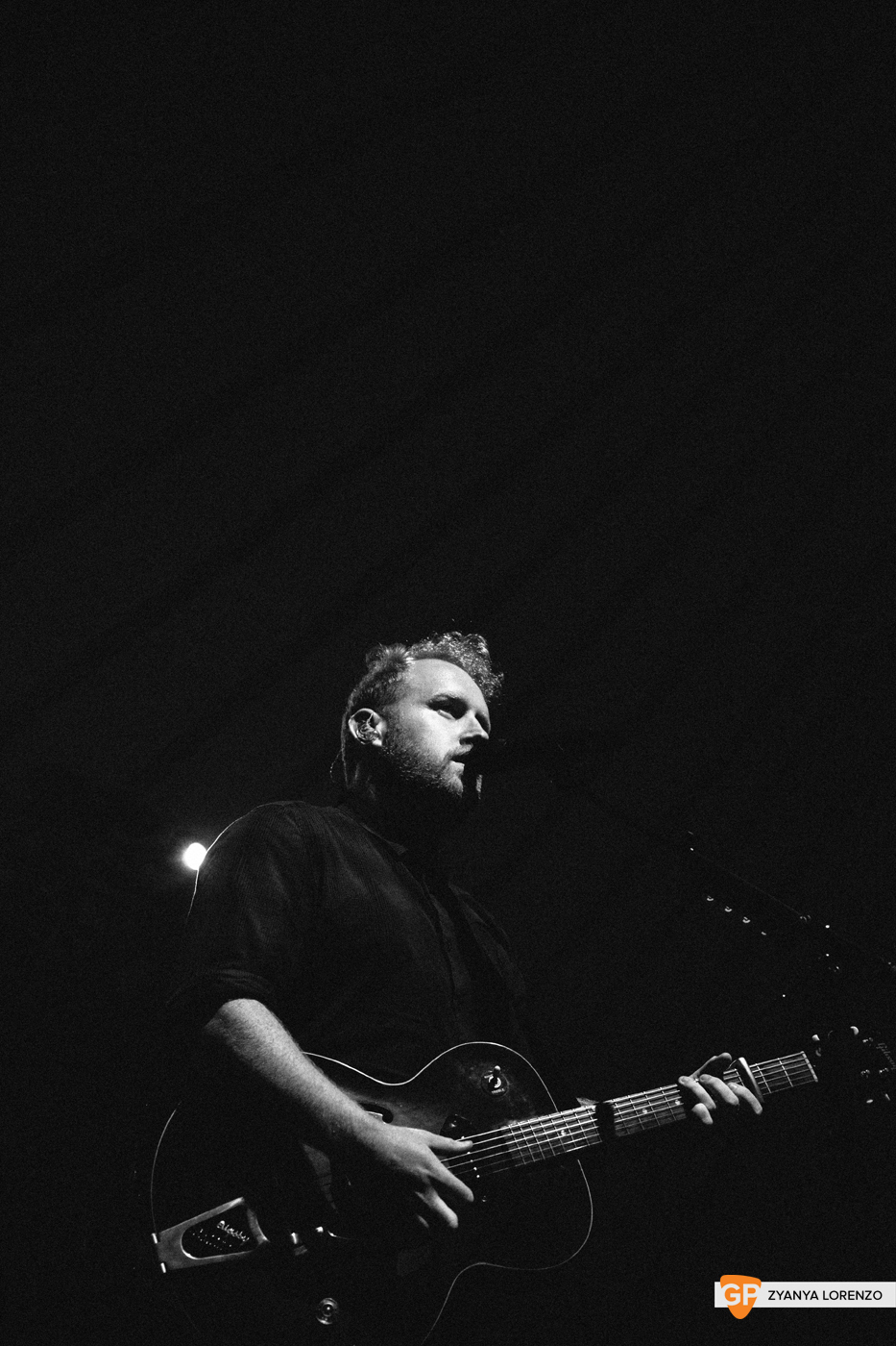 Gavin James live at Independence, Cork. Photographed by Zyanya Lorenzo.