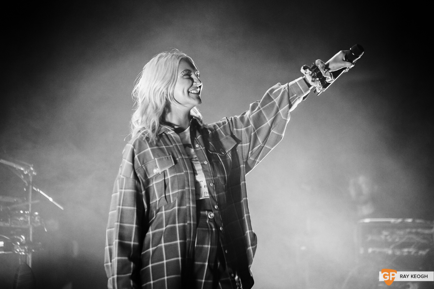 Julia Michaels – The Olympia – Ray Keogh-82