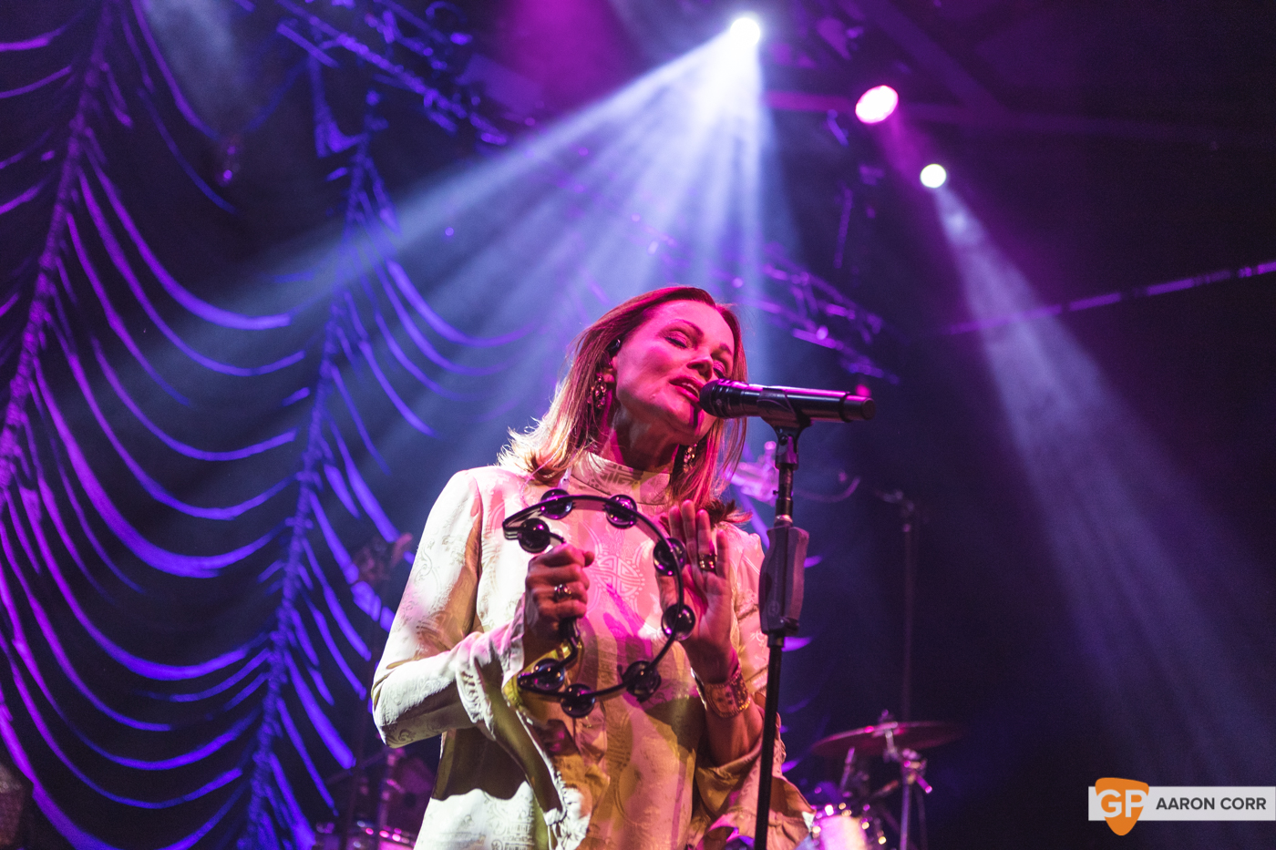 Belinda Carlisle at Vicar Street on 08-Oct-19 by Aaron Corr-8923