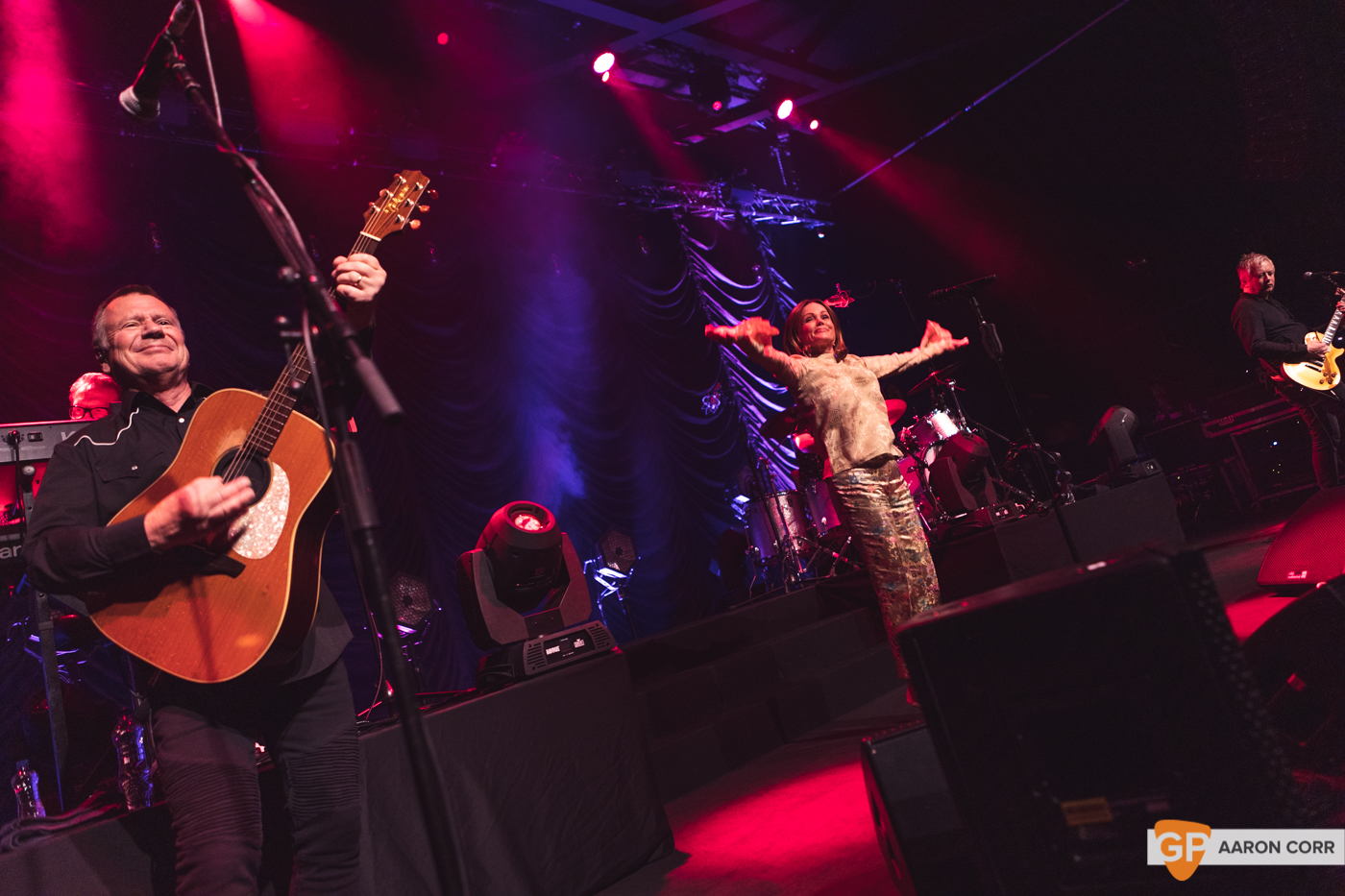 Belinda Carlisle at Vicar Street on 08-Oct-19 by Aaron Corr-9031