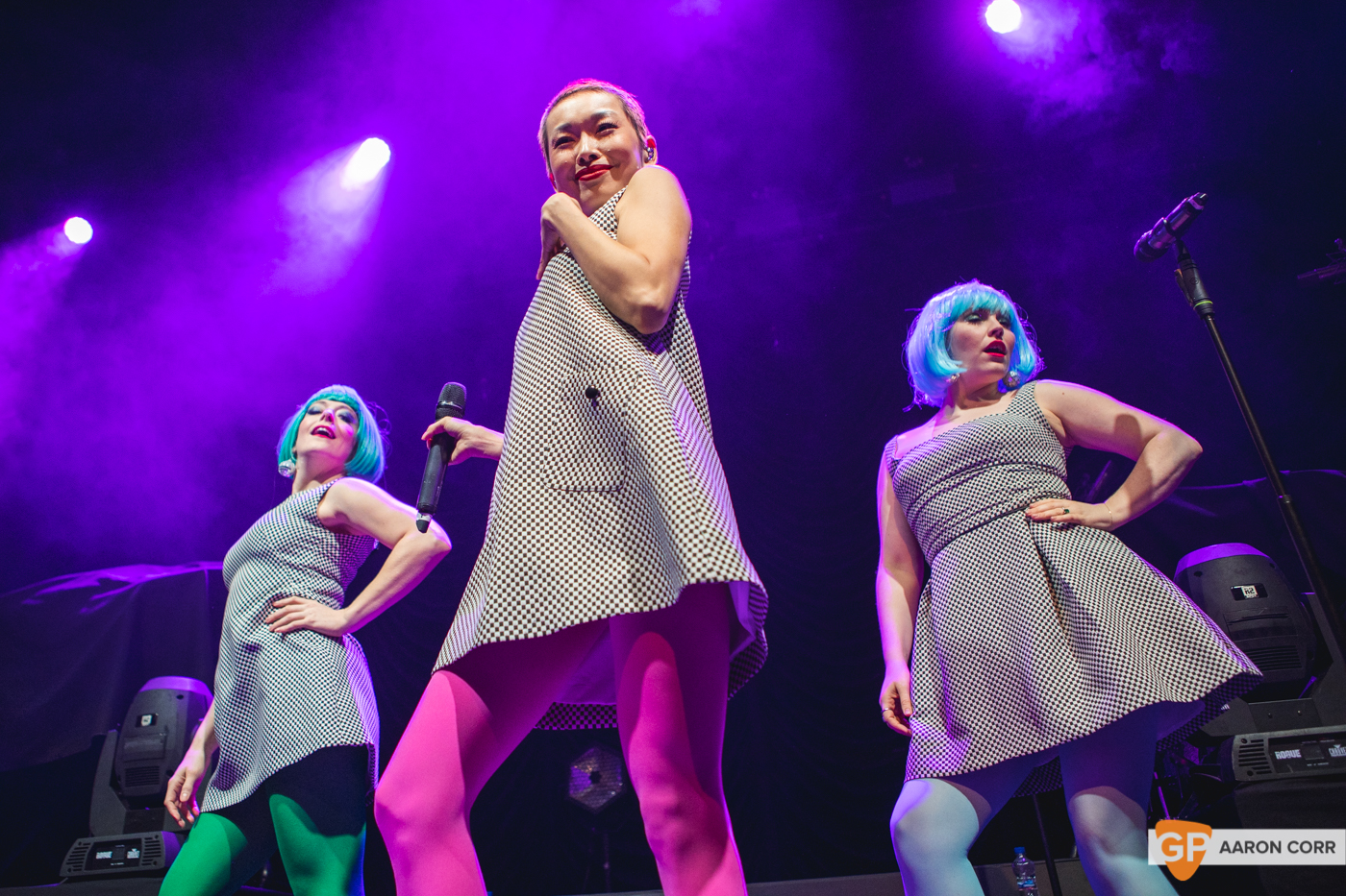 Emergency Tiara at Vicar Street on 08-Oct-19 by Aaron Corr-8730