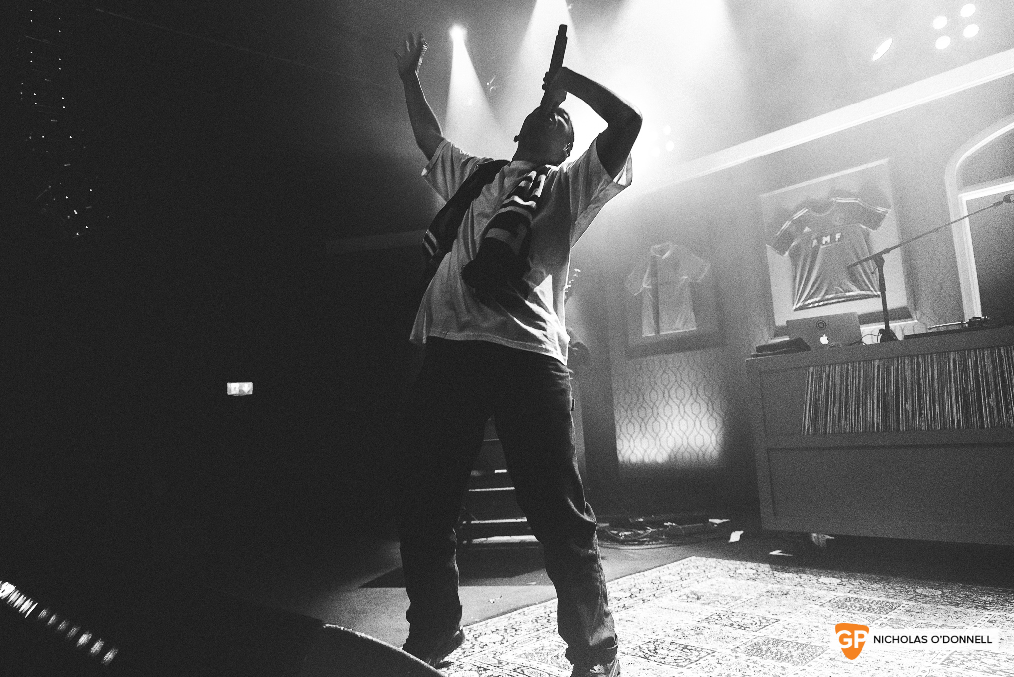 Lou;e Carner performing in Vicar Street. Photos by Nicholas O’Donnell