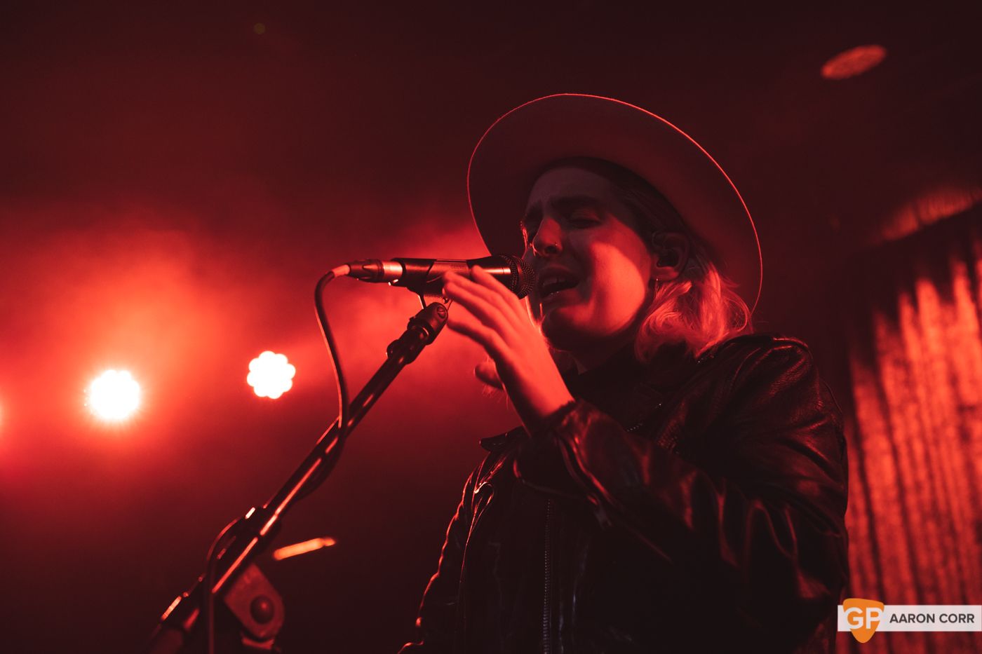 Shura at The Academy on 17-11-19 by Aaron Corr-0185