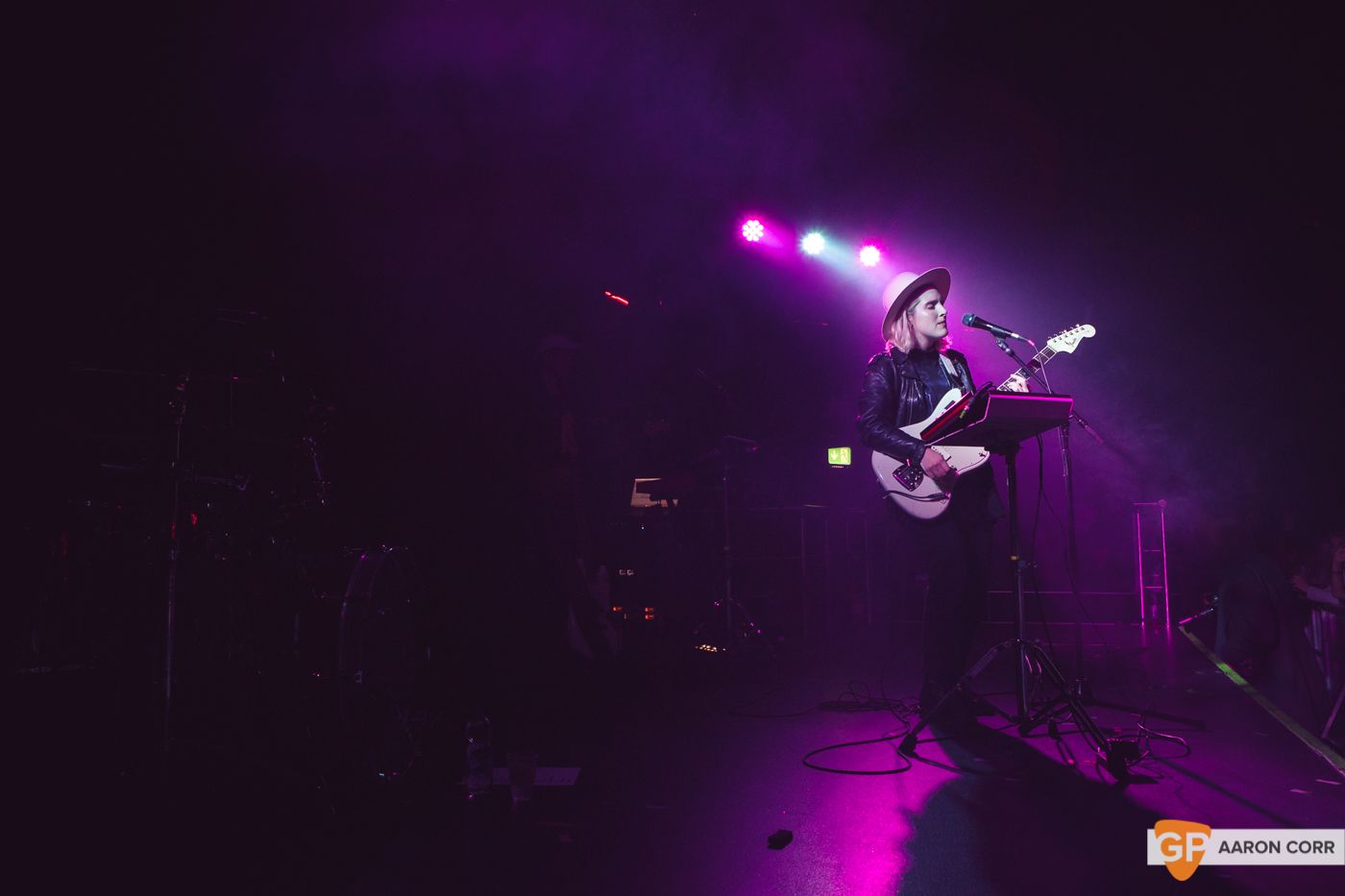 Shura at The Academy on 17-11-19 by Aaron Corr-0271