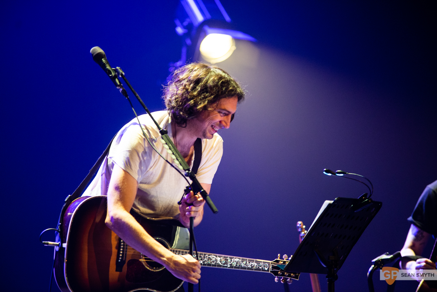 Snow Patrol at The Olympia Theatre, Dublin by Sean Smyth (15-1-20) (9 of 20)