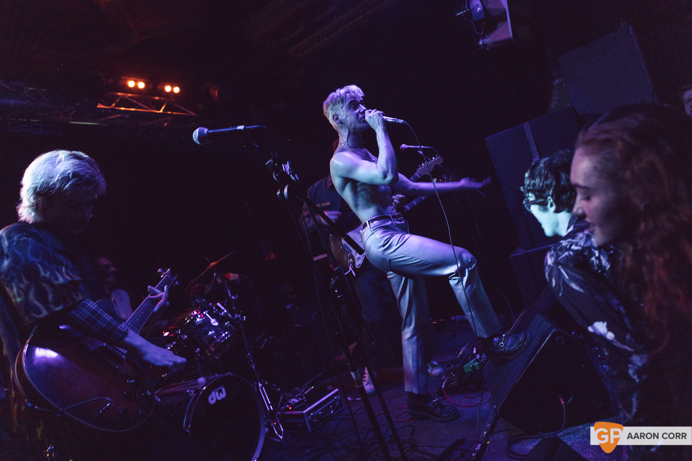 HMLTD live at The Sound House, Dublin on 17-Feb-20 by Aaron Corr-2322