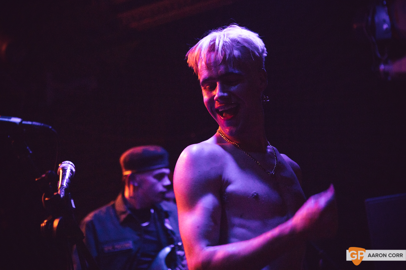 HMLTD live at The Sound House, Dublin on 17-Feb-20 by Aaron Corr-2328