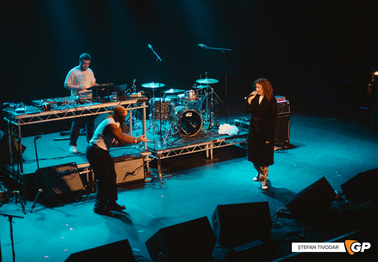 Ahmed, with love Artists against Homelessness Olympia Theatre 17 April 2022 Tivodar-9698