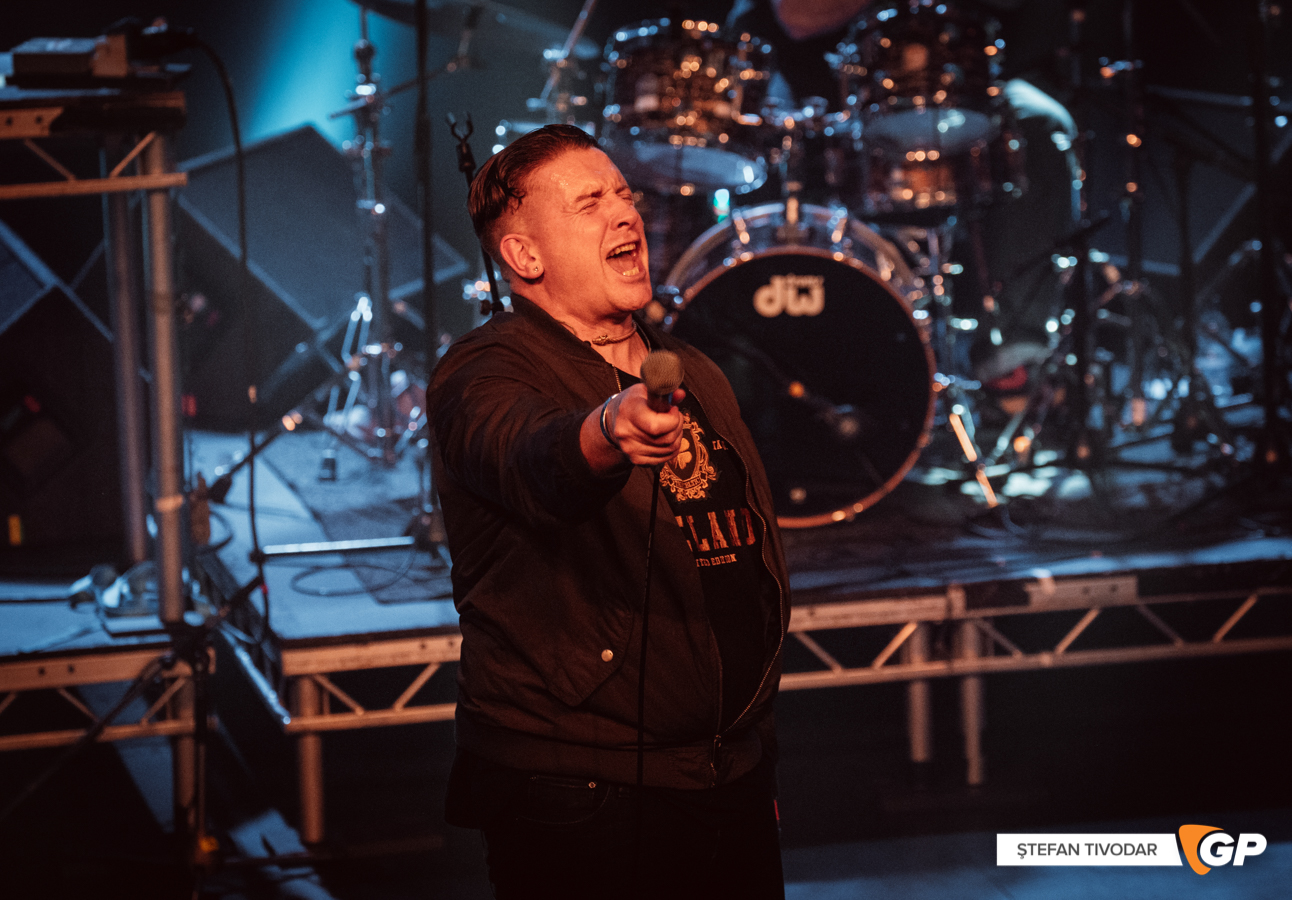 Damien Dempsey Artists against Homelessness Olympia Theatre 17 April 2022 Tivodar-1350