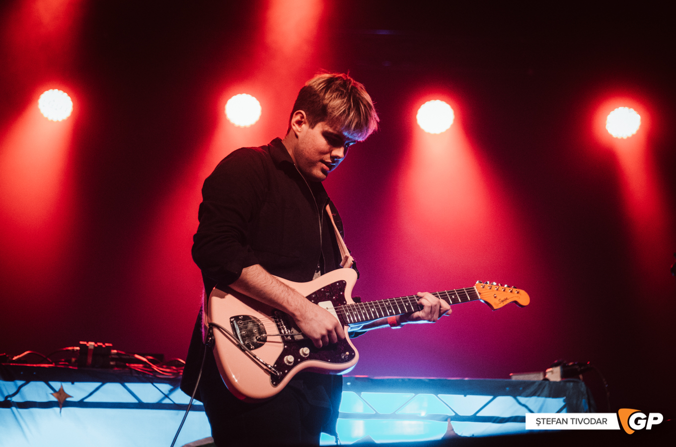 EFE Artists against Homelessness Olympia Theatre 17 April 2022 Tivodar-0202