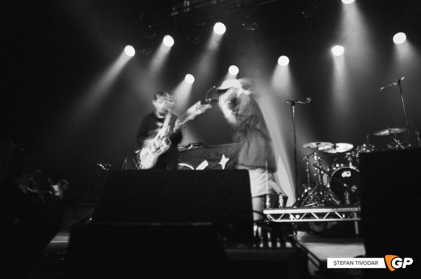 EFE Artists against Homelessness Olympia Theatre 17 April 2022 Tivodar-0347