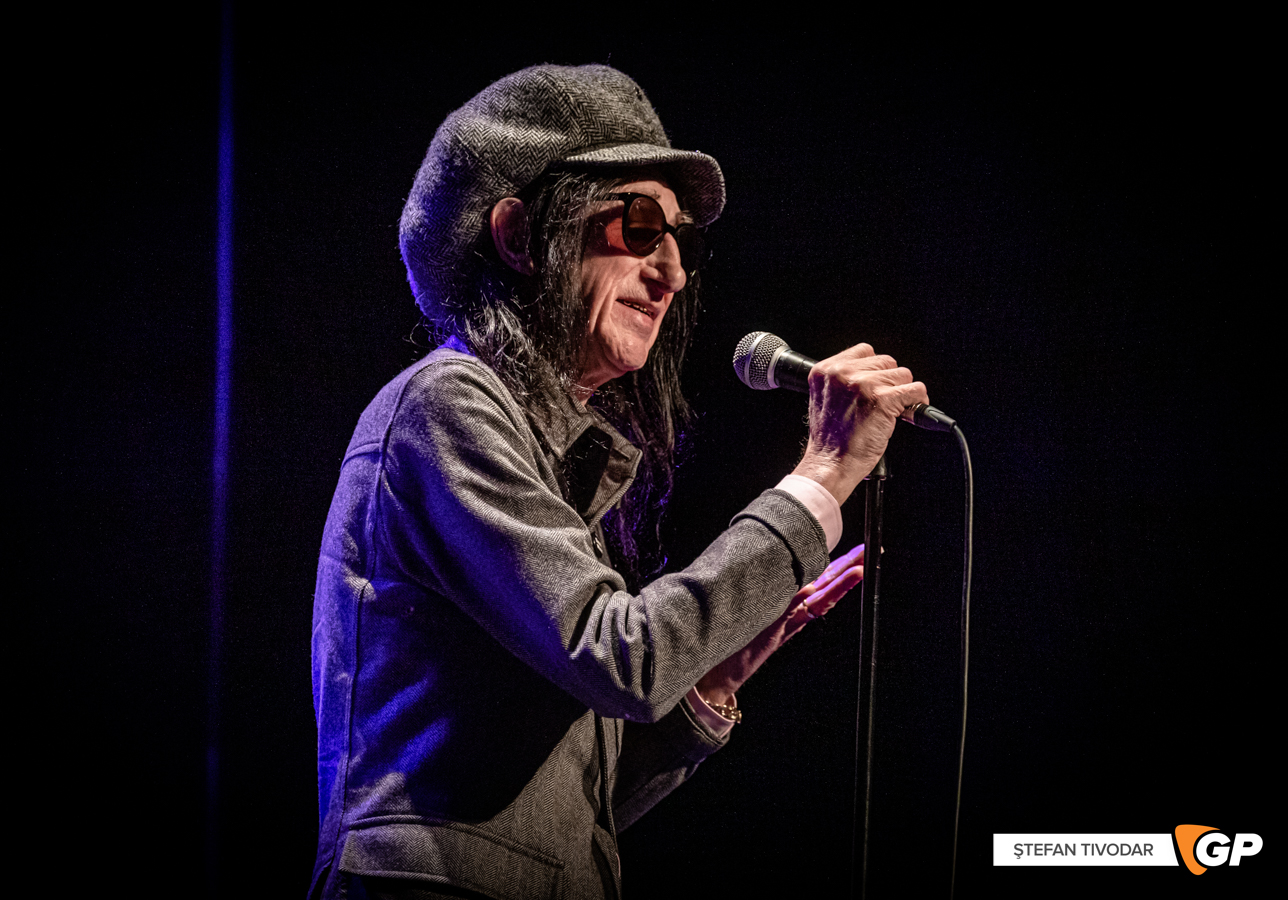 John Cooper Clarke Olympia Theatre 9 May 2022 Tivodar-9832
