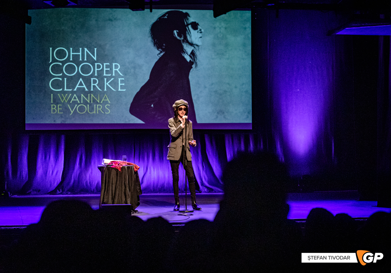 John Cooper Clarke Olympia Theatre 9 May 2022 Tivodar-9867