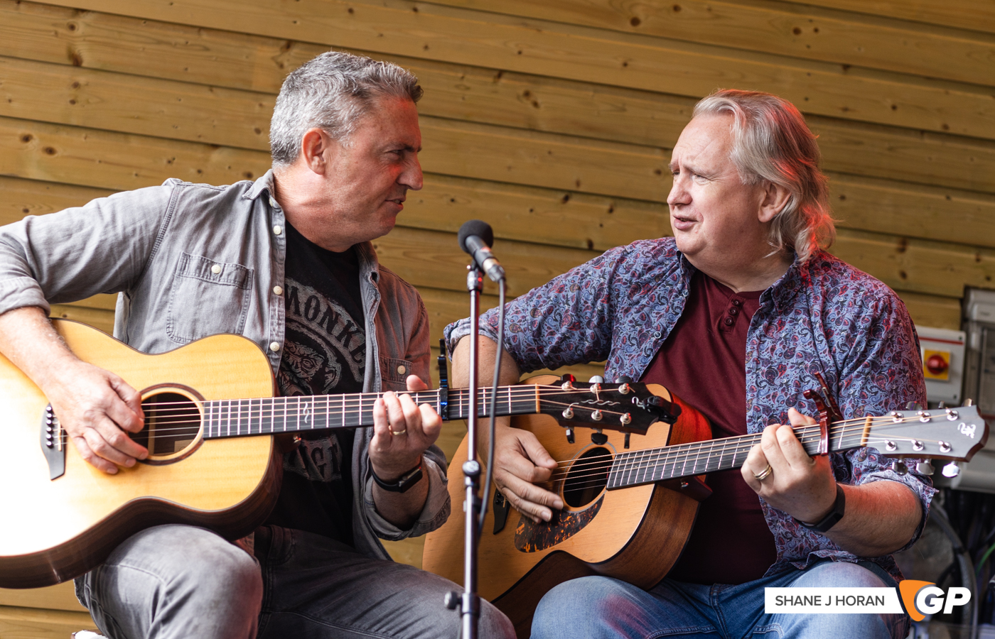 The White Horse Guitar Club, Coughlans Nest, Cork, Shane J Horan, 26-06-22-3
