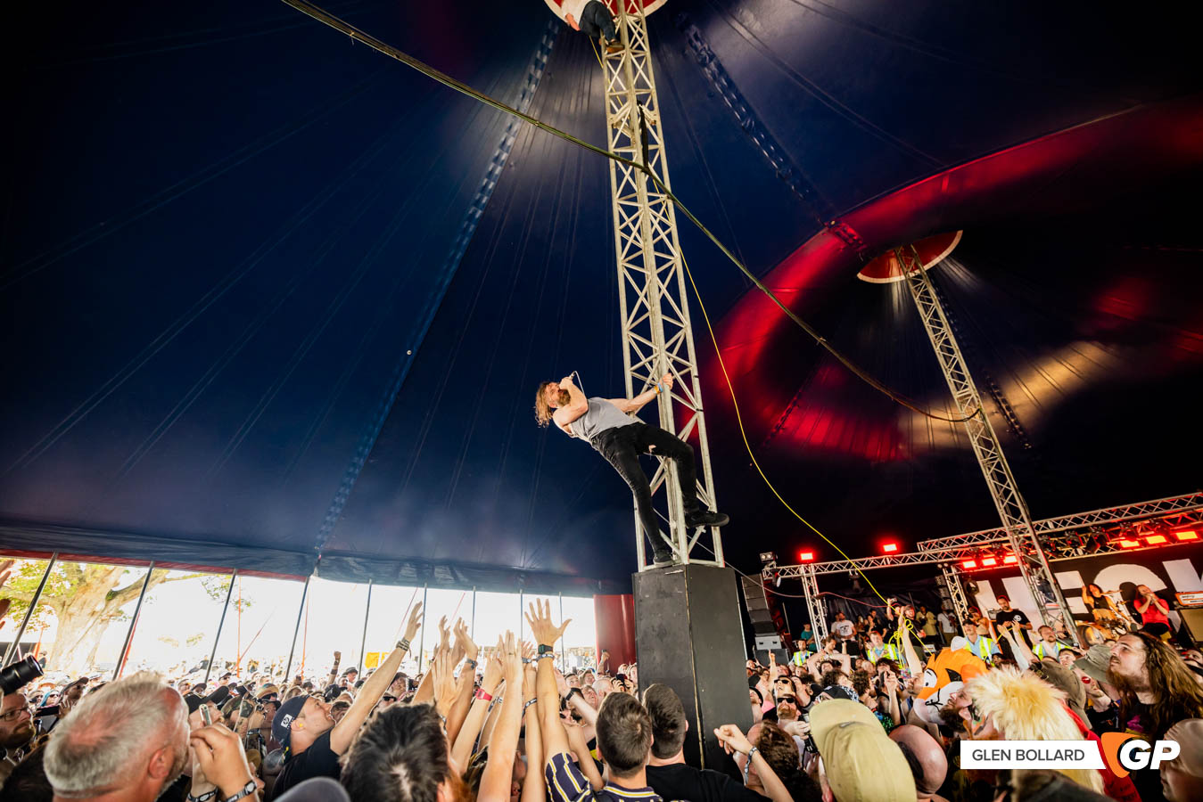 2000Trees22