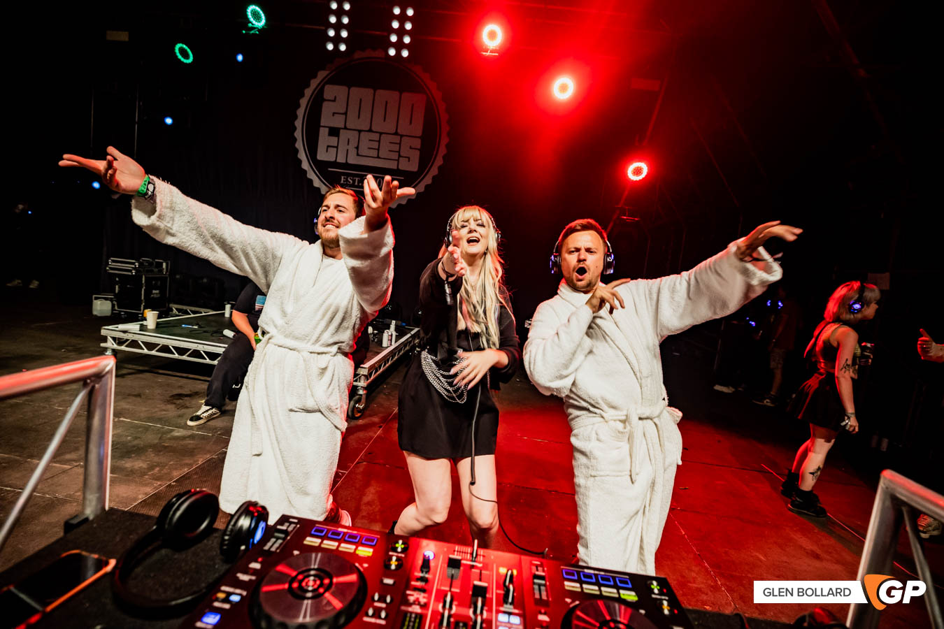 2000Trees22