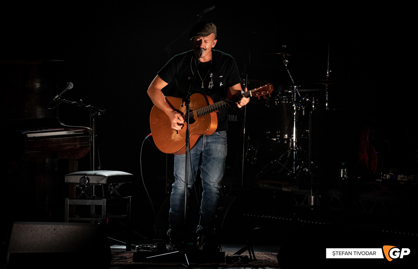 Foy Vance 3Olympia Theatre 5 September 2022 Stefan Tivodar-8648