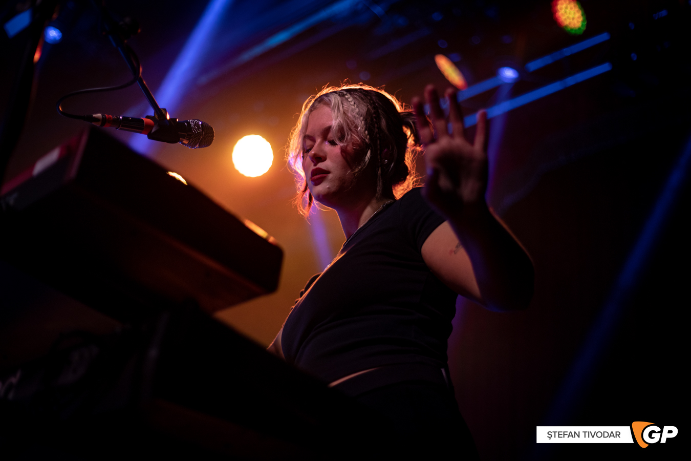 Gus Dapperton Academy 1 September 2022 Stefan Tivodar-6970