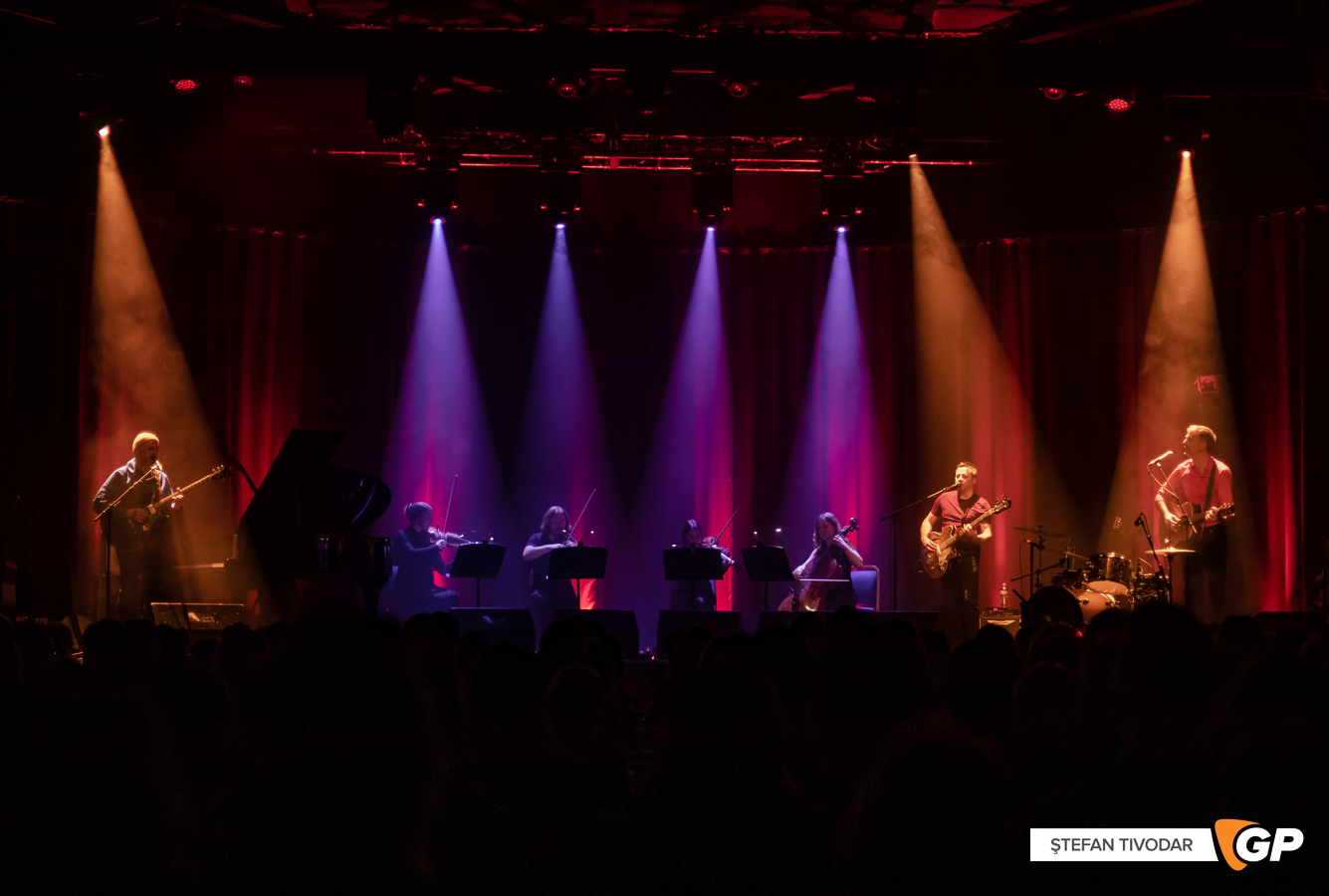 Bell X1 and Dowry Strings Vicar Street 24 November 2022 Stefan Tivodar-8583