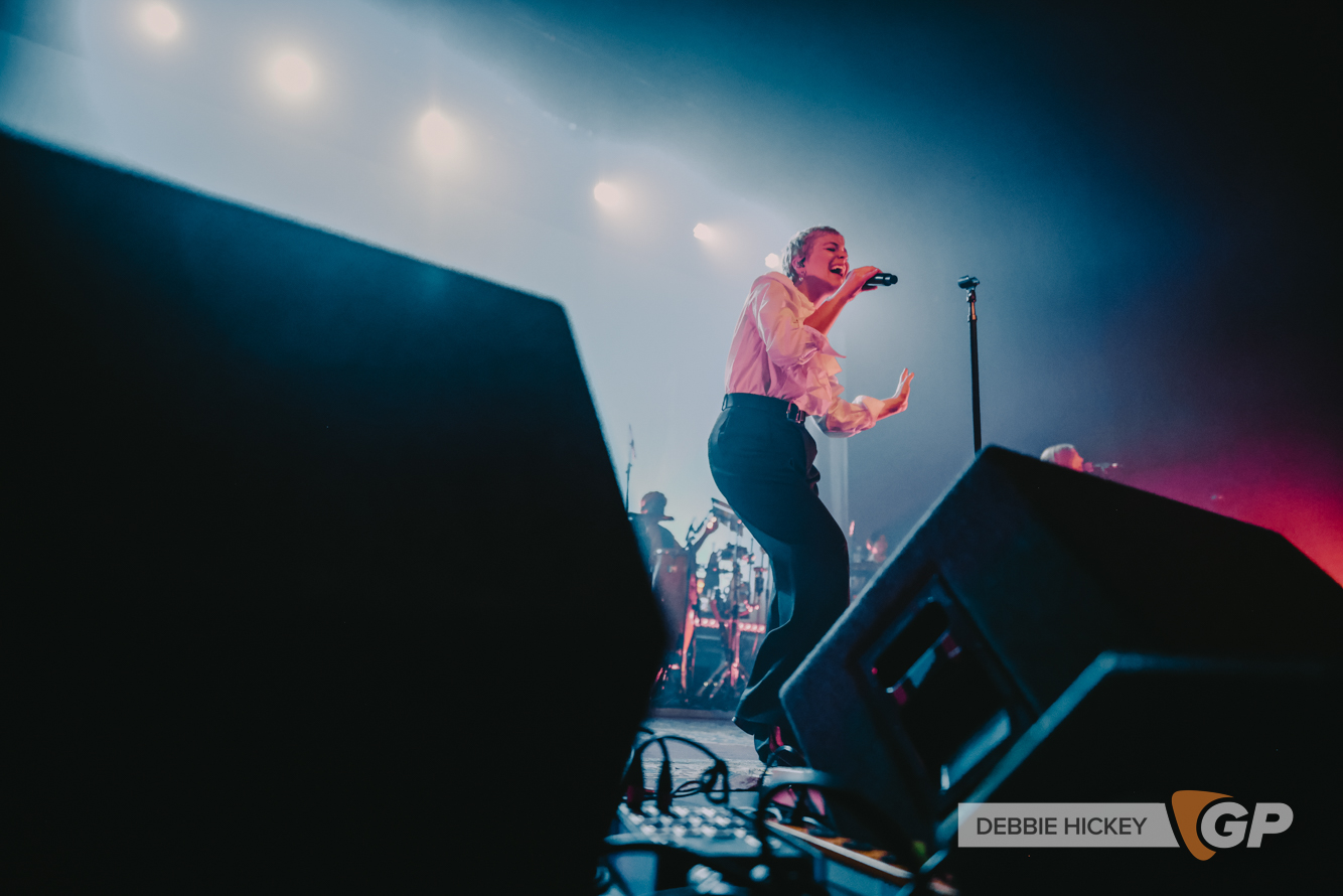 MaggieRogers_3Olympia_byDebHickey19