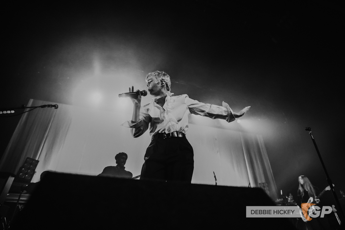 MaggieRogers_3Olympia_byDebHickey24