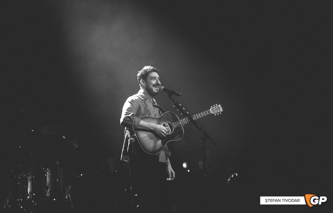 Marcus Mumford 3OIympia Theatre 28 November 2022 Stefan Tivodar-1658