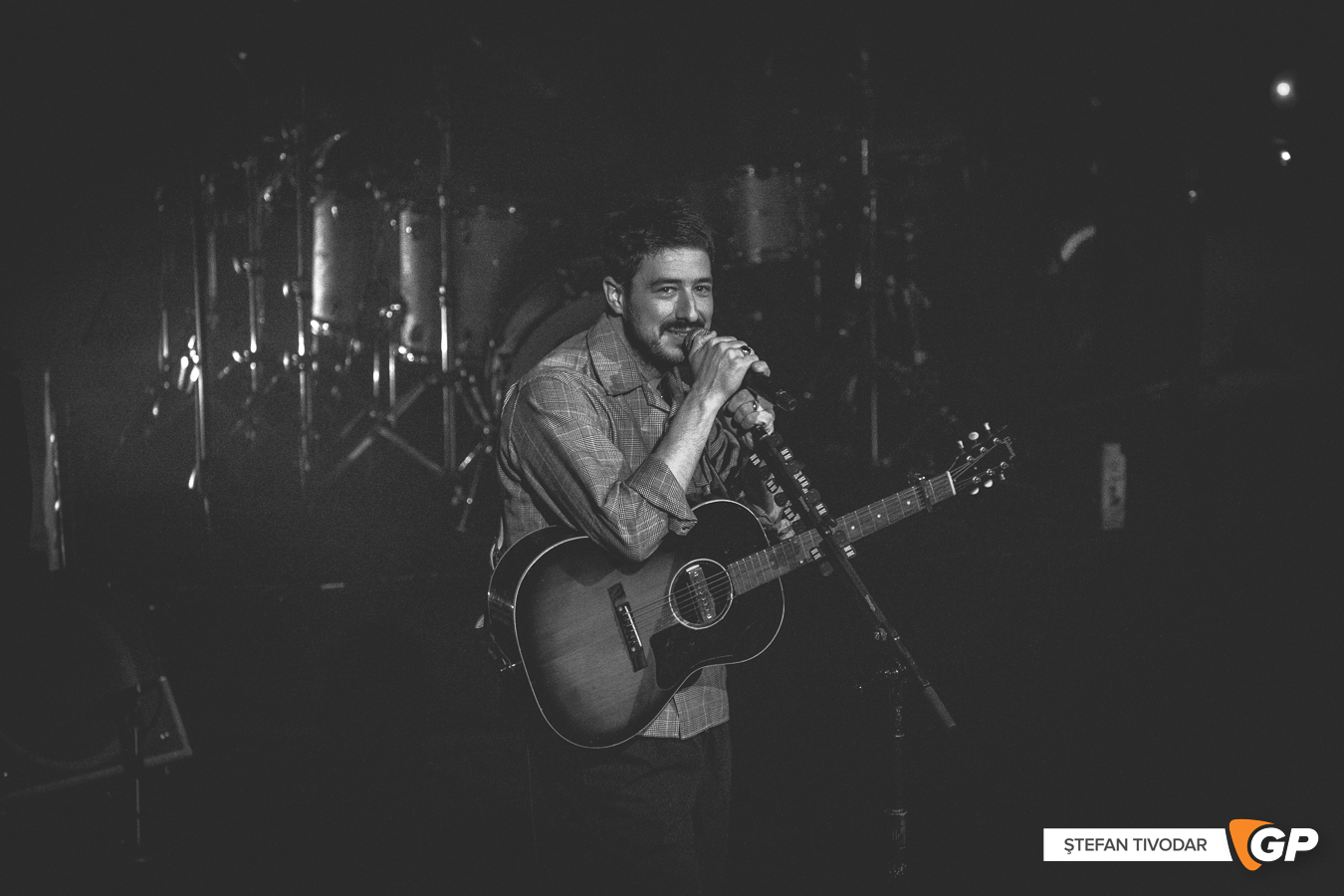 Marcus Mumford 3OIympia Theatre 28 November 2022 Stefan Tivodar-1772