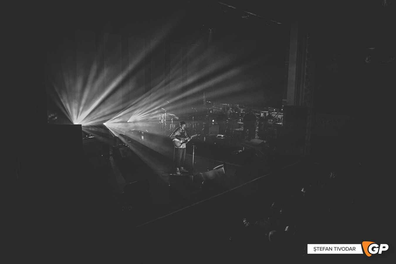 Marcus Mumford 3OIympia Theatre 28 November 2022 Stefan Tivodar-1780
